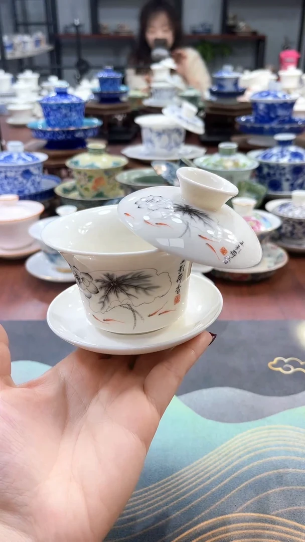 【闪购商品】小号玉影荷香马蹄盖碗