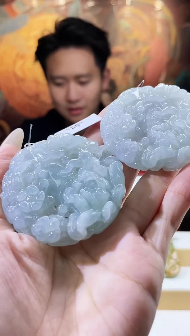 翡翠未镶嵌颈饰多样性发其一挂件
