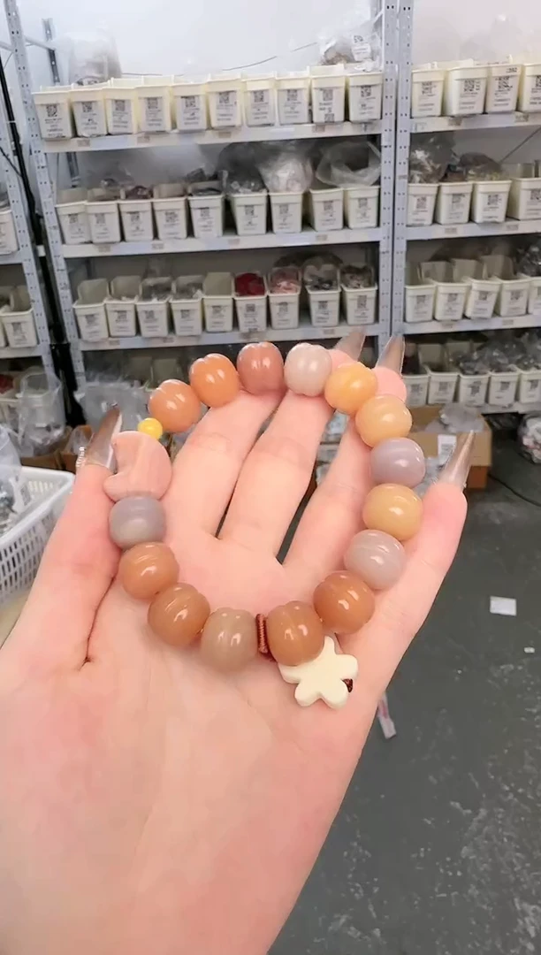 吊坠菩提根/象牙果F30BQC8181312-015