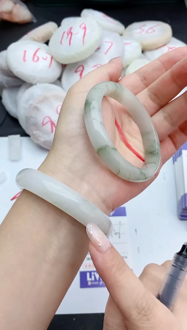 石英质玉手镯未镶嵌225+55/56