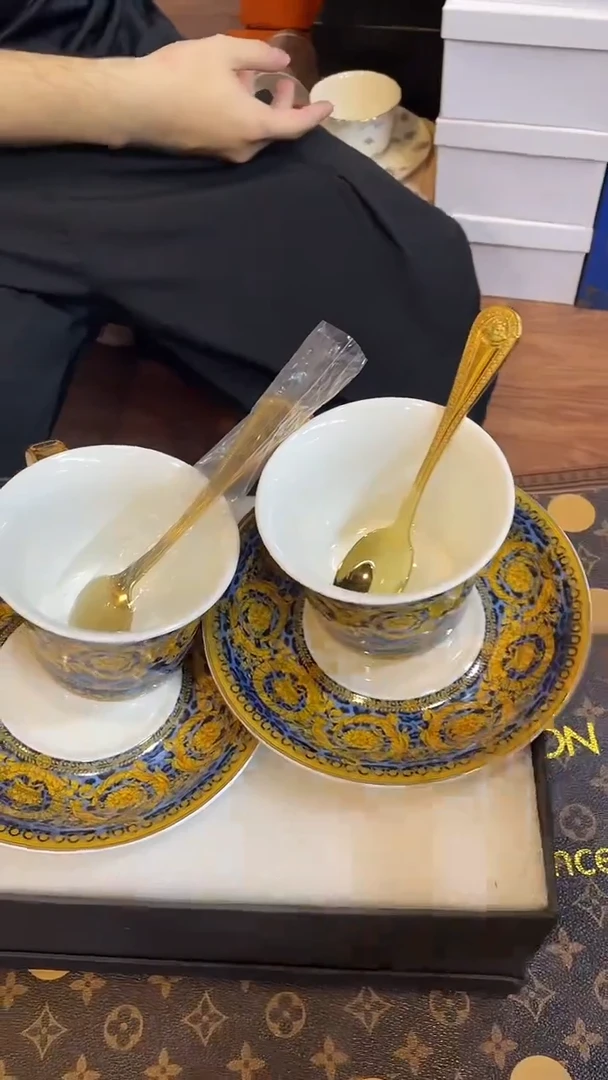 杯鸿辉家品牌瓷器，京东包邮！