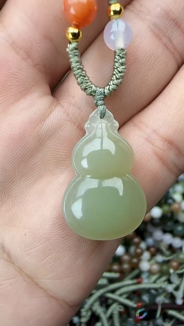 颈饰未镶嵌和田玉拍一发一