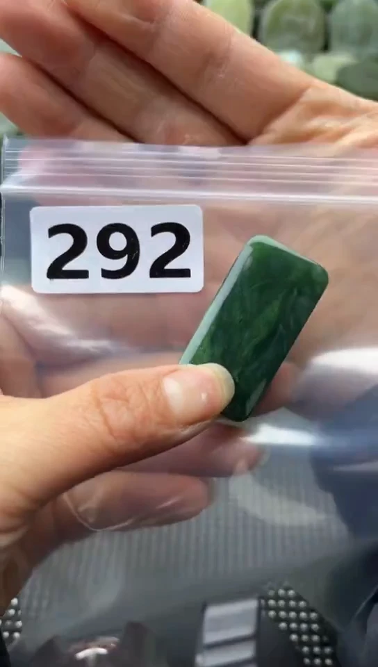 未镶嵌和田玉珠宝半成品牌子