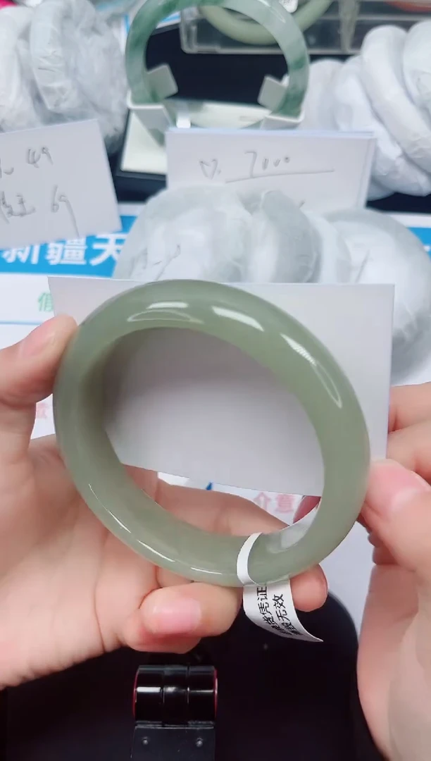 未镶嵌手镯石英质玉62-64/65