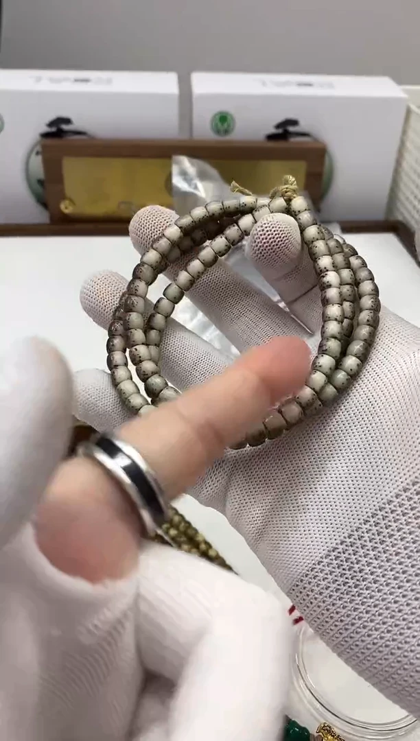 【闪购商品】星月菩提手串217 河豚直切108脖挂7*6mm礼盒