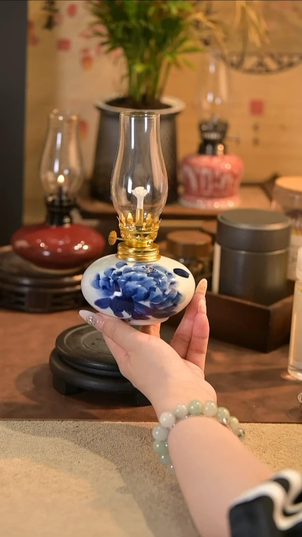 景德镇陶瓷油灯摆件