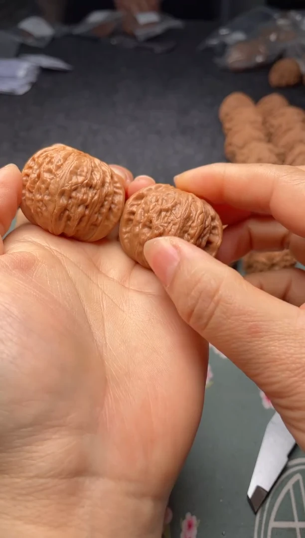 把件文玩核桃w100   铁锤  38