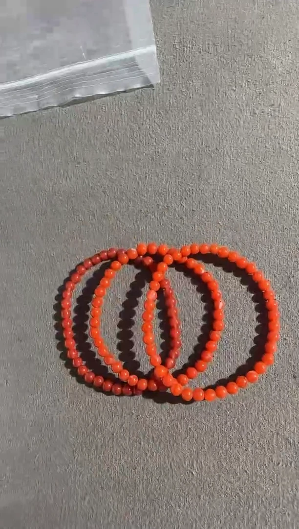 未镶嵌单圈南红玛瑙原矿无优化4mm左右多样发一串不保无裂有花杂