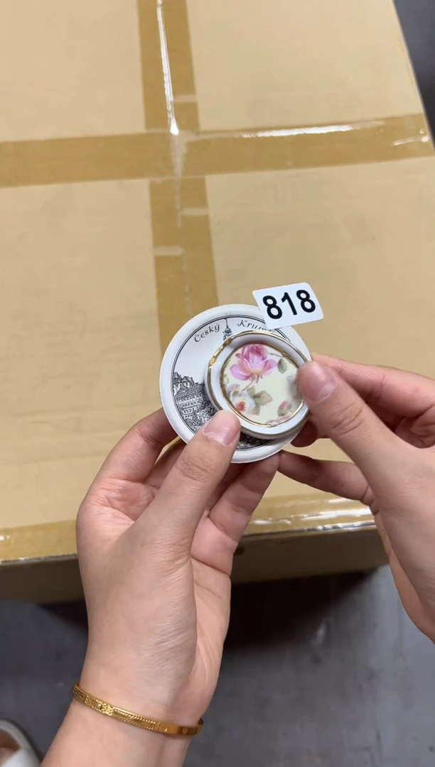 瓷片楠***e+818中古商品谨慎参拍