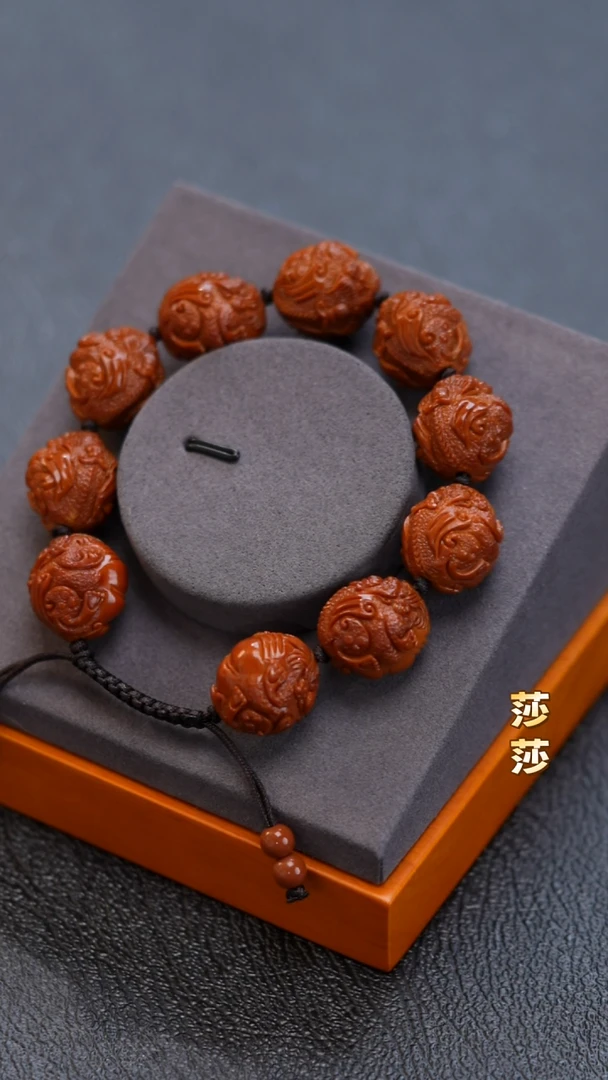 吊坠橄榄核晰*999