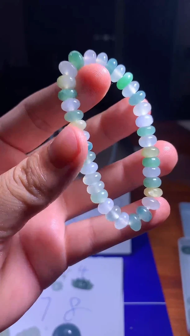 未镶嵌定制翡翠