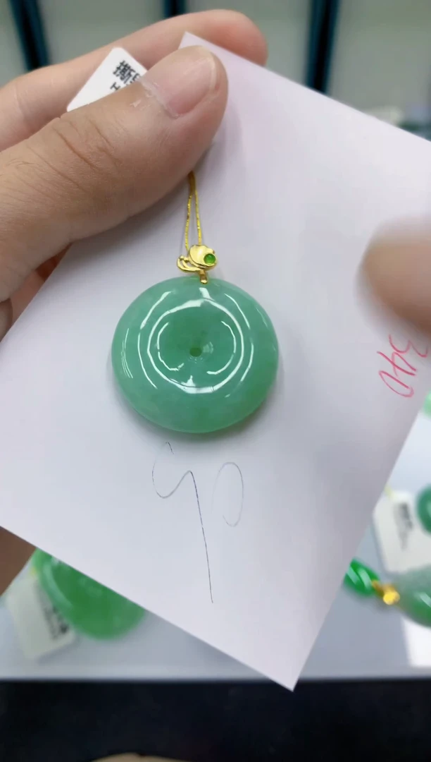 颈饰未镶嵌翡翠1111111