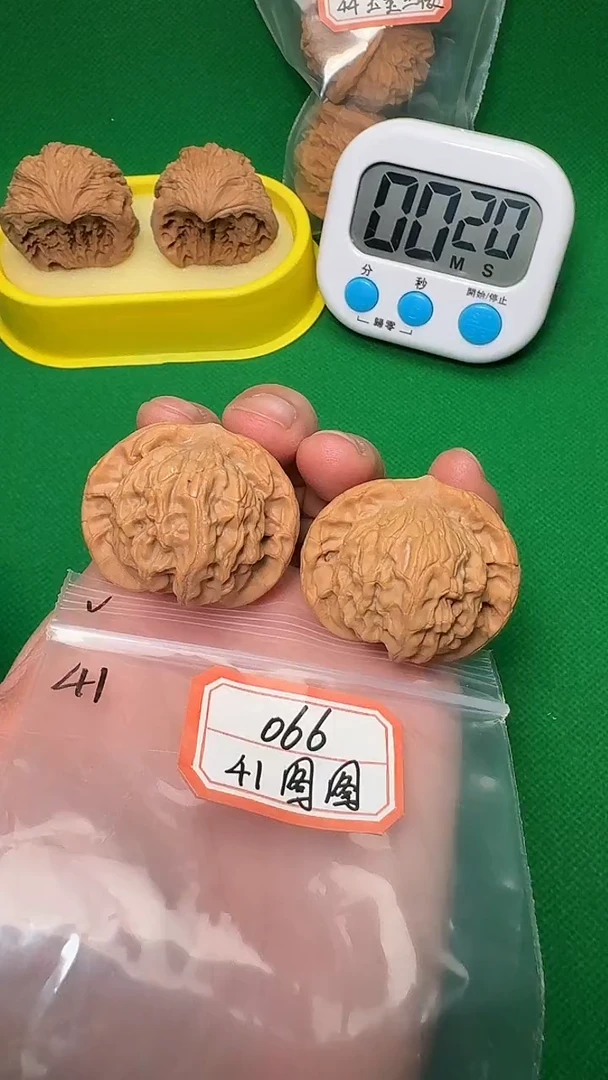 吊坠文玩核桃劉***爷066 41全图图