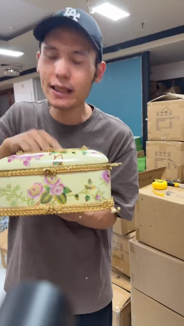 黄铜黛姿家居装饰品摆件