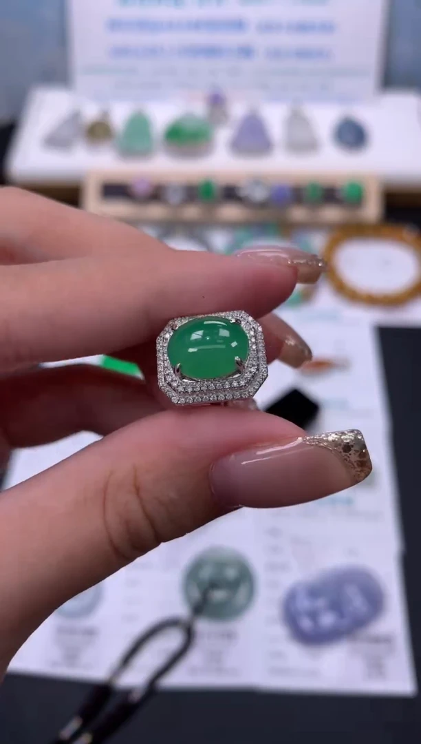 翡翠未镶嵌颈饰模式推广期48小时鉴赏期