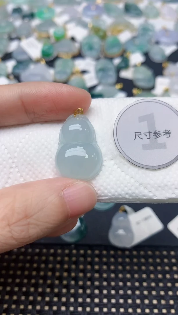 颈饰18K金镶嵌翡翠天然缅甸A货翡翠