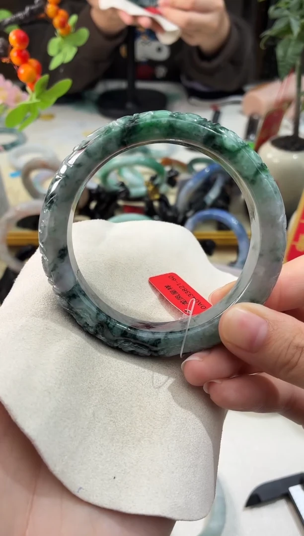 未镶嵌手镯翡翠岳*17  翡翠手镯 60