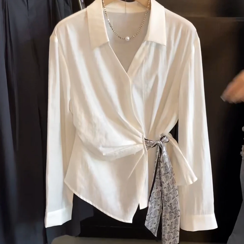 【季风信箱】岚韩版气质百搭斜襟丝巾绑带polo领长袖衬衫衬衣C6041