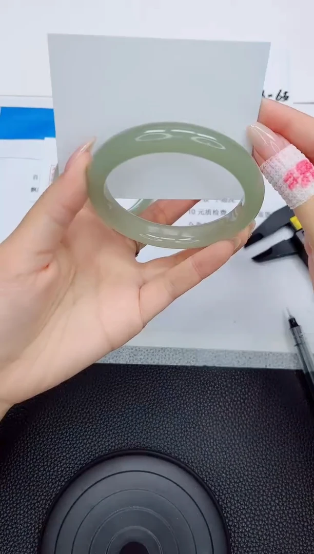 石英质玉手镯未镶嵌a20-60.4