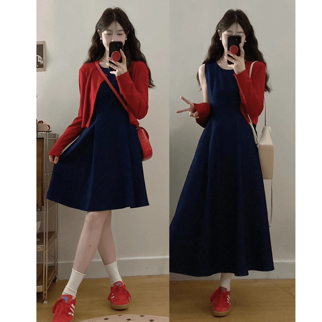 2025春夏新款甜美穿搭慵懒风红色针织开衫搭配背心连衣裙两件套女