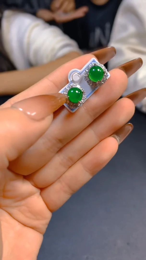 【闪购商品】翡翠耳饰未镶嵌0766630106多样性发一