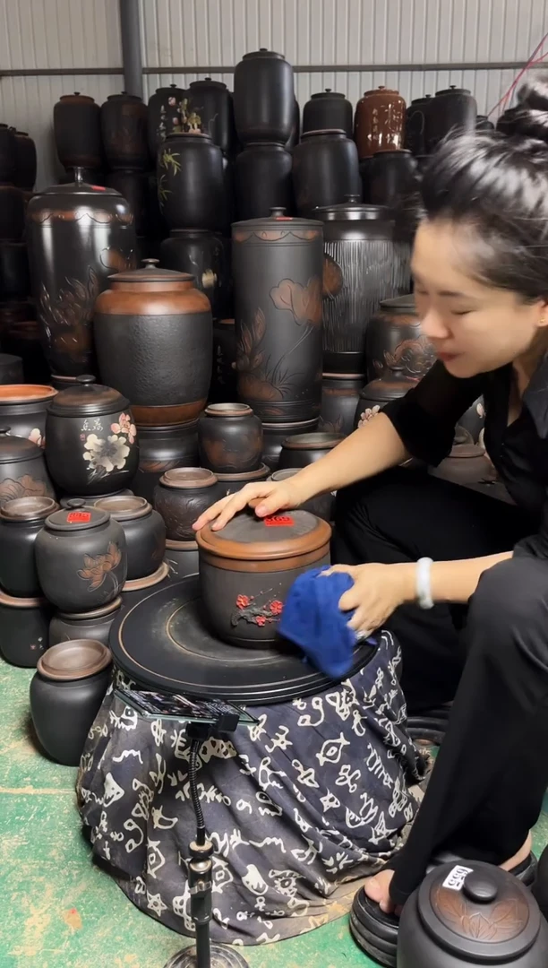 罐完品茶叶罐 红梅古铜色小五饼 369