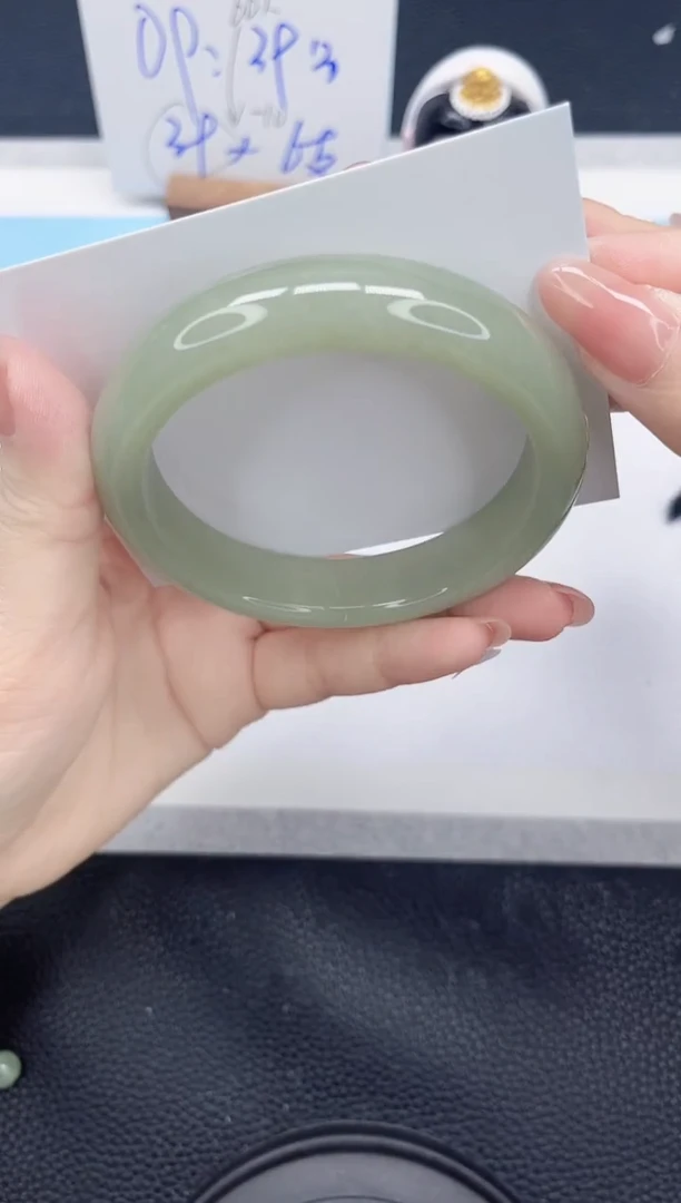 未镶嵌手镯石英质玉98-60