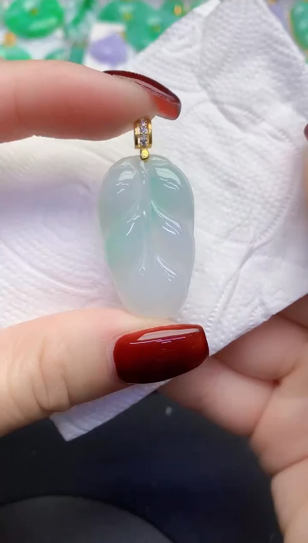 颈饰未镶嵌翡翠缅甸天然翡翠A货