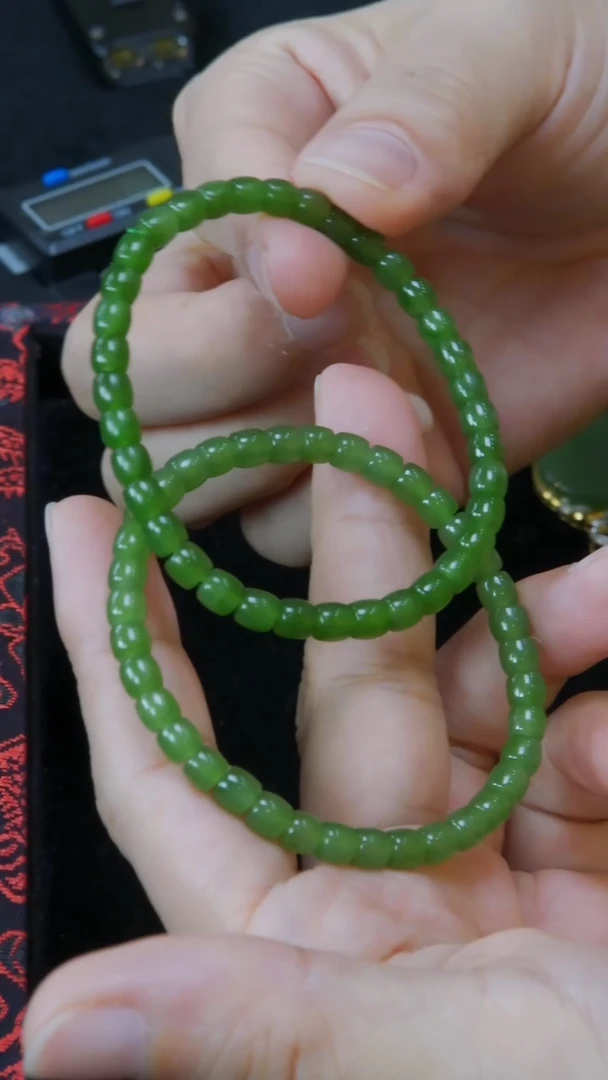 手串未镶嵌和田玉阳绿手串（多样性发货一件）