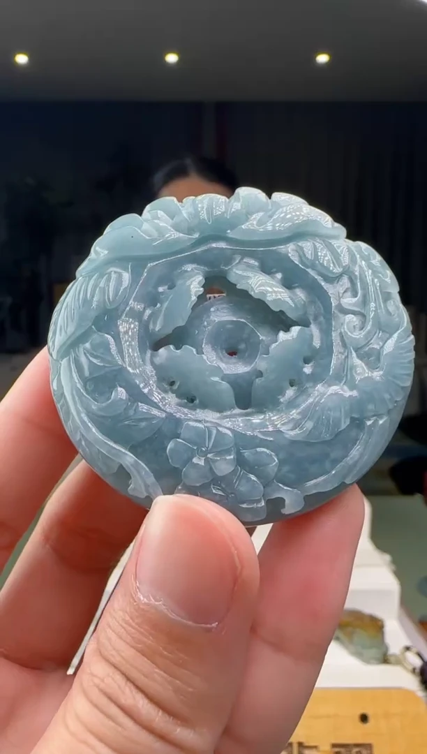 【闪购商品】翡翠吊坠(不含链)未镶嵌多样性发一XM@@60B7J06117