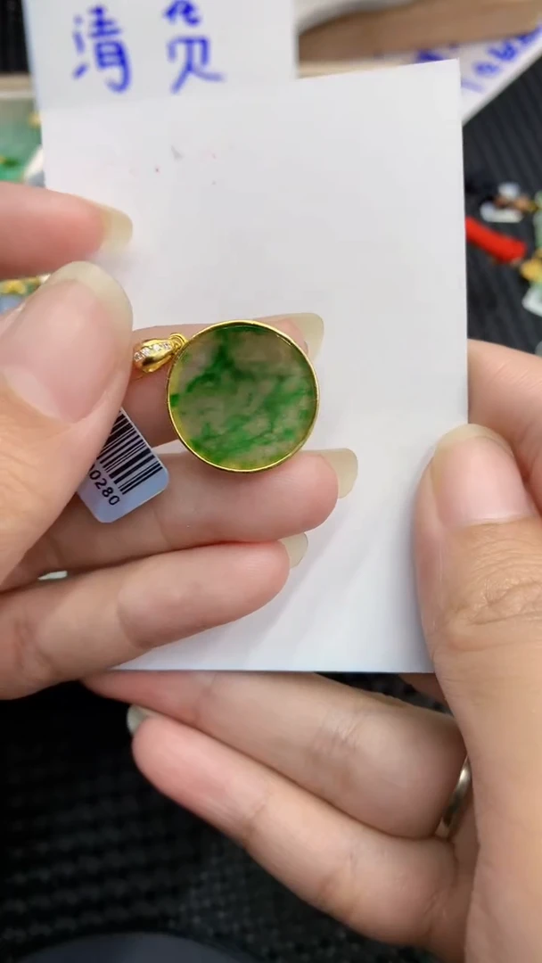 【闪购商品】翡翠颈饰银S925镶嵌            8