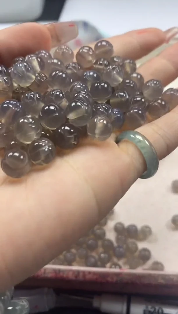 【闪购商品】玛瑙/玉髓颈饰未镶嵌w1601烟灰莲花珠8mm*25颗