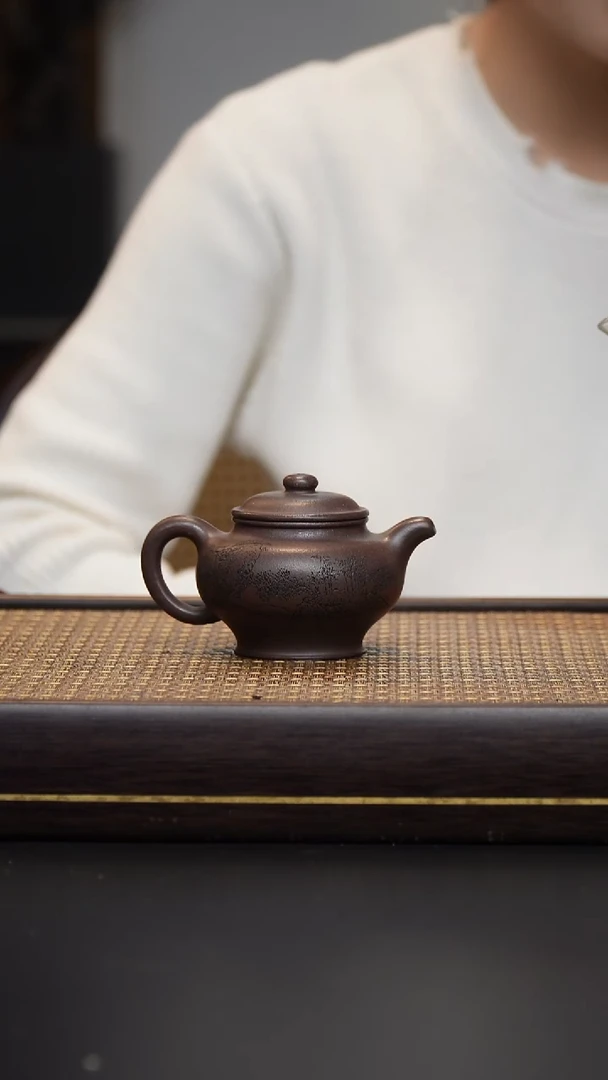 茶壶紫砂紫砂 大水谭原矿紫泥 掇只