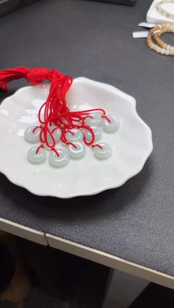 未镶嵌挂件翡翠多样性发一件25110402A