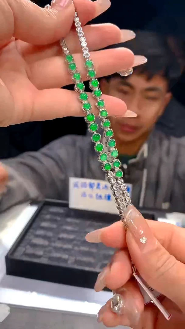 【闪购商品】定制翡翠未镶嵌12-多样性发货（发其一）