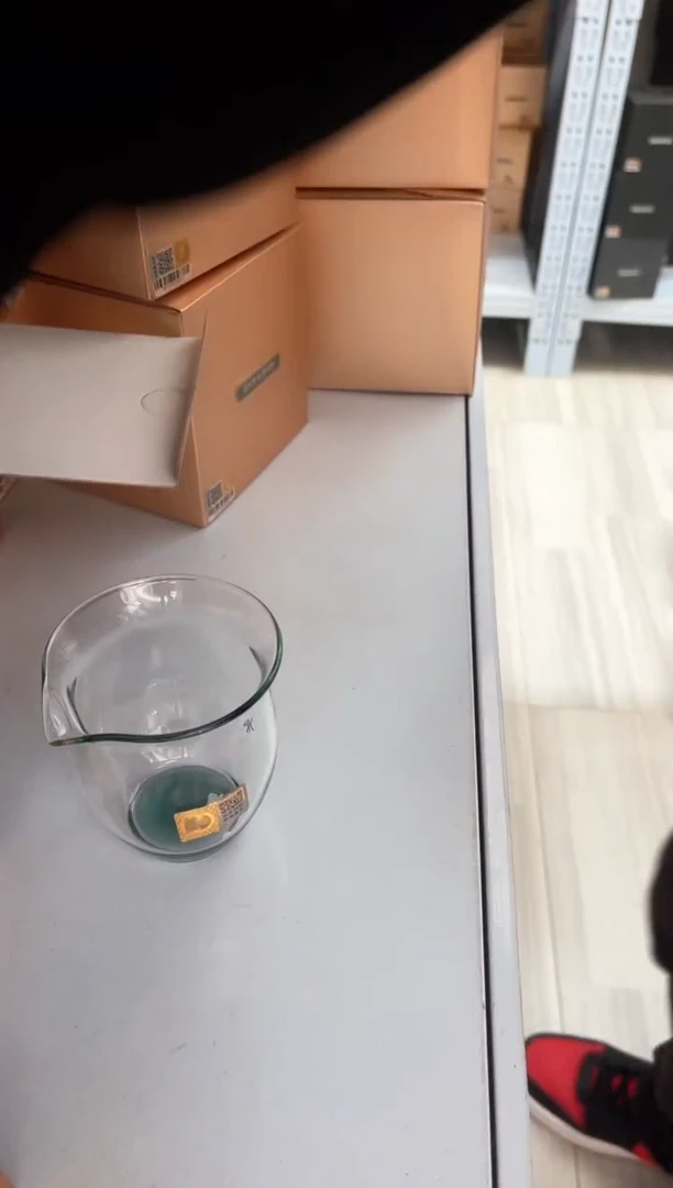 【闪购商品】温悦墨绿色。。。。