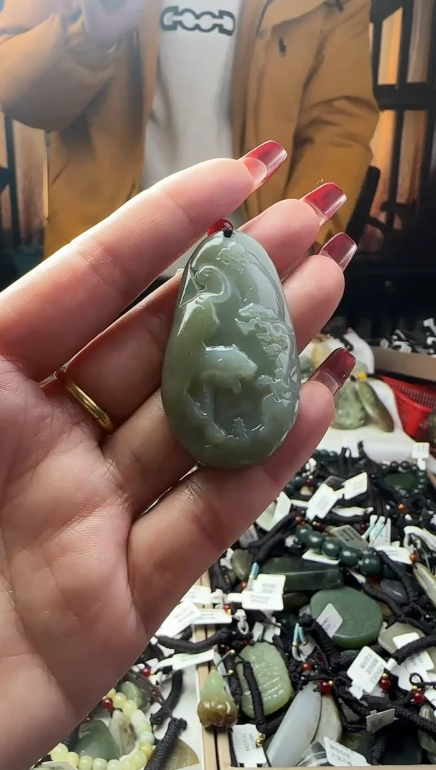 颈饰未镶嵌和田玉374345