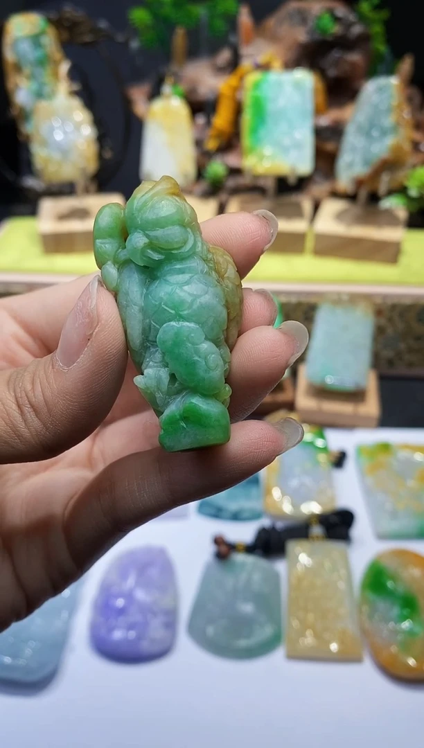 【闪购商品】定制翡翠未镶嵌翡翠A货