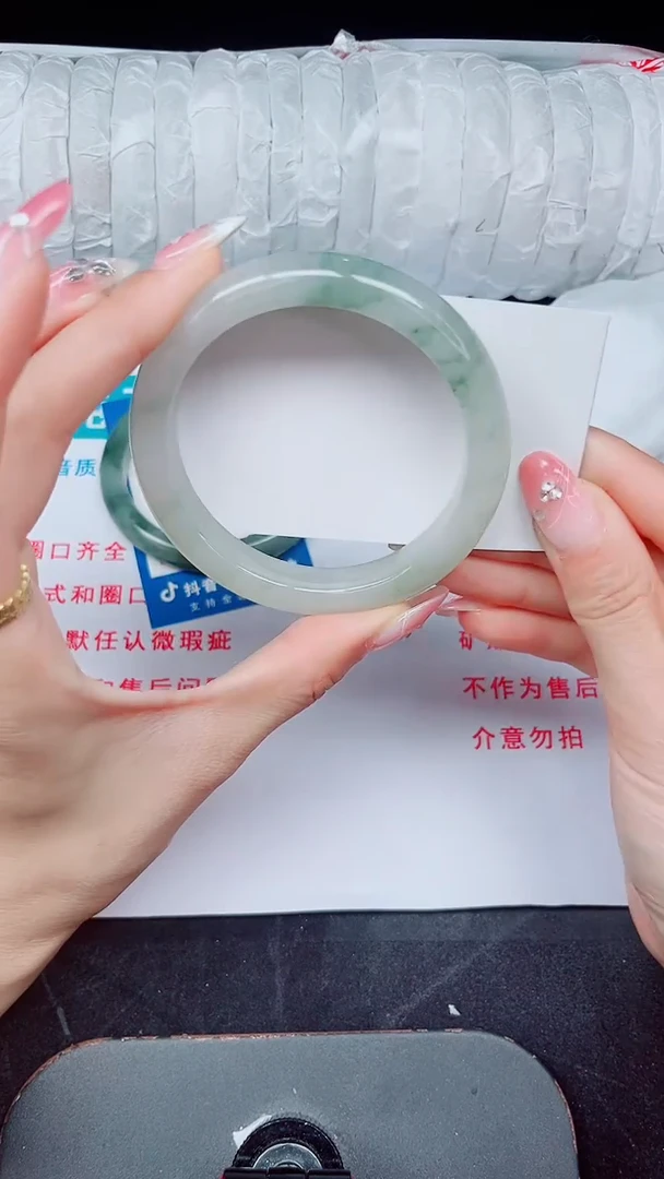 未镶嵌手镯石英质玉441-59/60