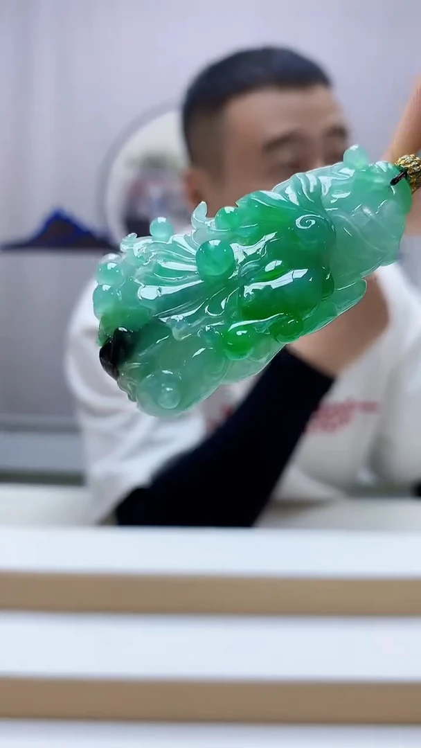 未镶嵌定制翡翠4898DD-毛货挂件156