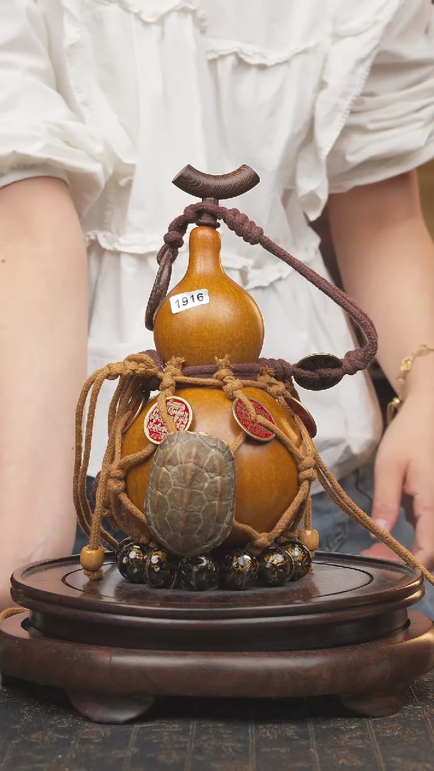 1916号大漆酒葫芦一物一拍