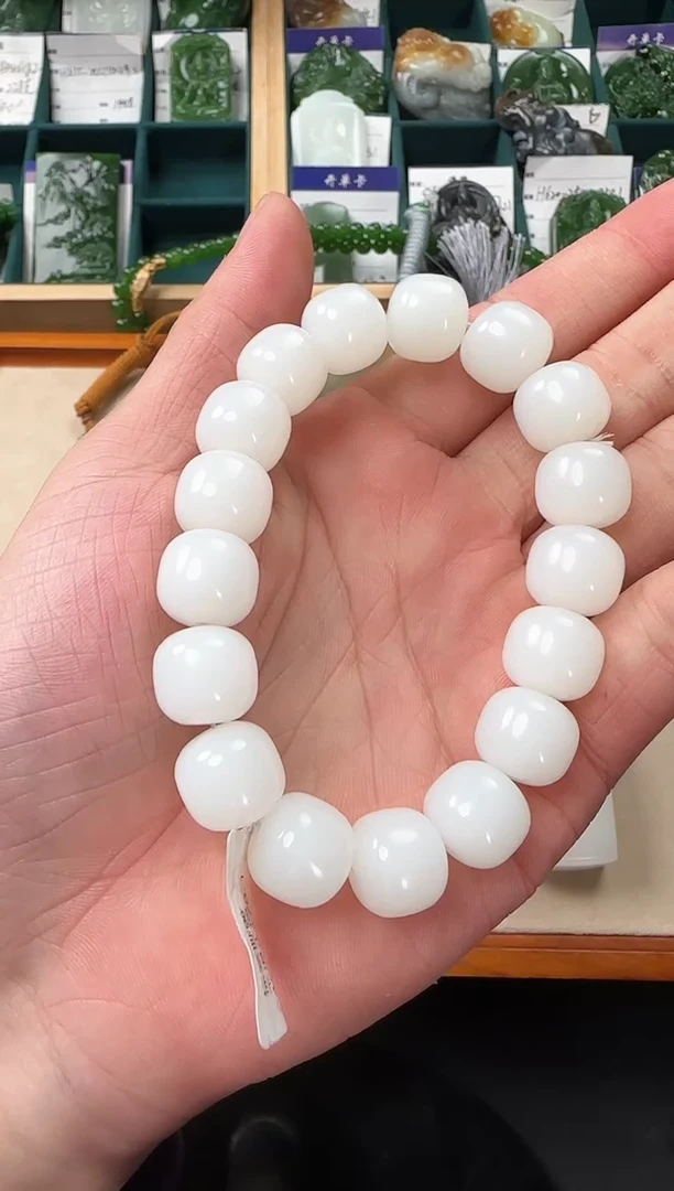 【闪购商品】和田玉未镶嵌手串天然结构颜色差异化发货