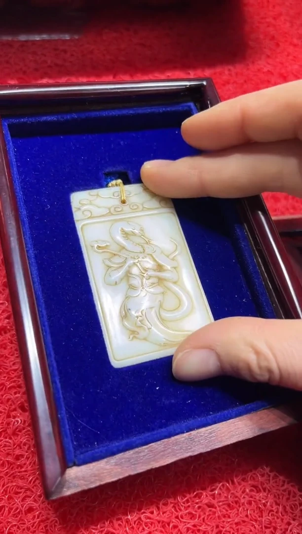 【闪购商品】和田玉颈饰未镶嵌Z080