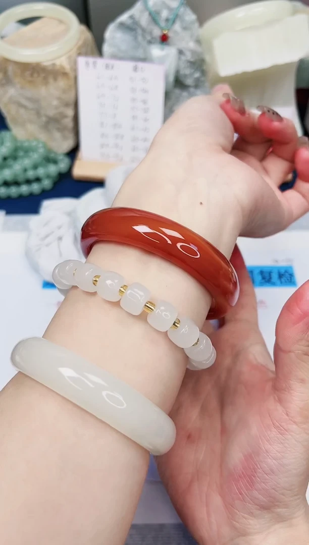 【闪购商品】石英质玉手镯未镶嵌405-玛瑙-圈口59