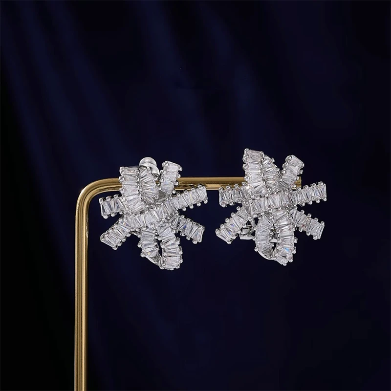 铜合金合成锆石耳饰 蝴蝶结耳钉女气质轻奢满锆耳环晚宴耳饰精致