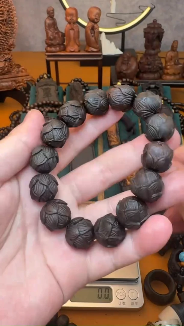 贡木手串/手链 《巴布亚贡木》莲花单圈手串1.6