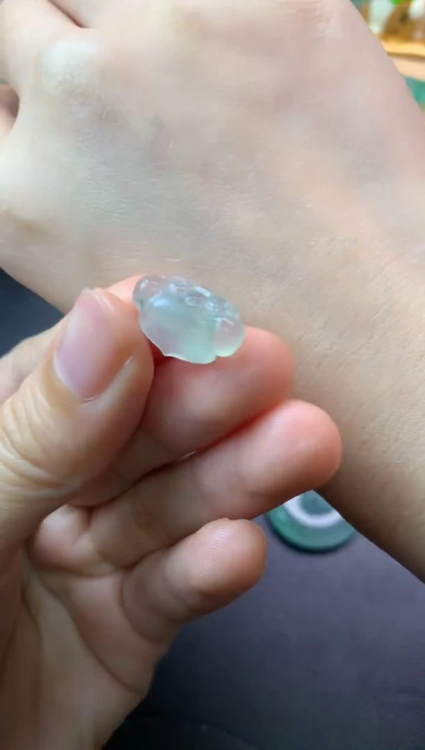 定制翡翠未镶嵌毛货