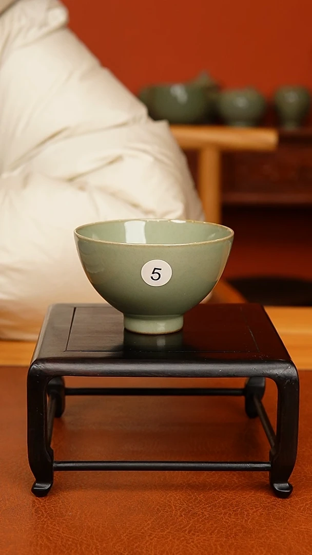 越窑秘色瓷鸡心杯全品