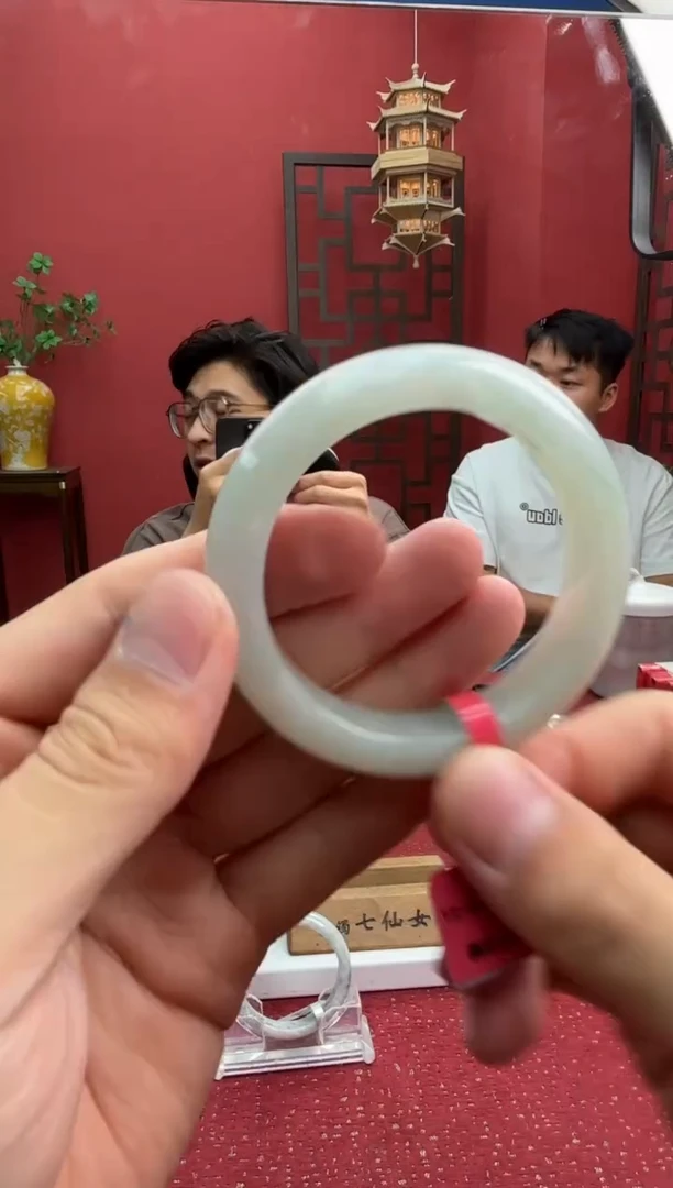 未镶嵌手镯翡翠翡翠手镯3