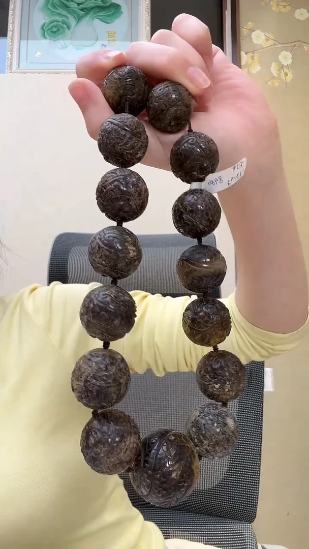 琥珀颈饰未镶嵌项链